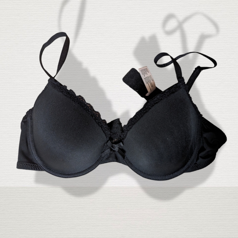 Laura Ashley 36C Black Bra - Picture 1 of 2
